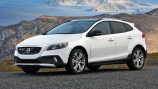 2015-17 Volvo V40 and V40 Cross Country recalled