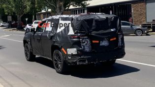 2021 Jeep Grand Cherokee L spied in Melbourne