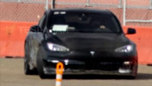 2021 Tesla Model S update spied