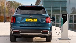 2021 Kia Sorento PHEV detailed