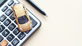 Should you pay cash or finance your new car?