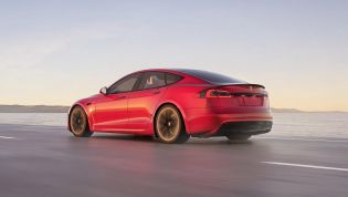 2022 Tesla Model S price and specs