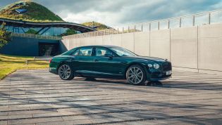 Bentley Flying Spur Hybrid unveiled, here early in 2022