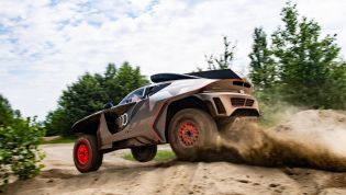 Audi RS Q e-tron revealed before Dakar debut