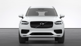 Volvo XC90 to be given facelift, continue alongside its replacement