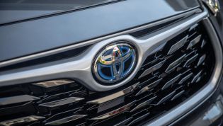 Toyota aims to only sell zero-emission cars in Europe by 2035
