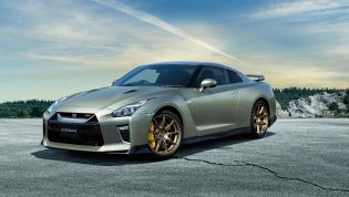 2022 Nissan GT-R price and specs