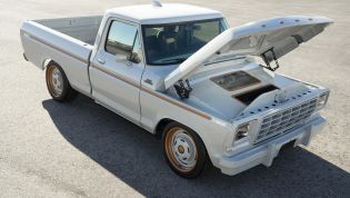 Ford F-100 Eluminator: Electric truck revealed at SEMA