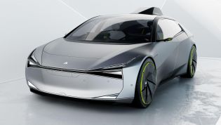 WayRay Holograktor augmented reality concept car revealed