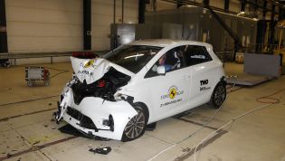 Renault Group accused of ignoring safety in electric hatches