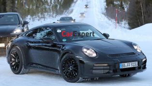 2022 Porsche 911 Safari spied