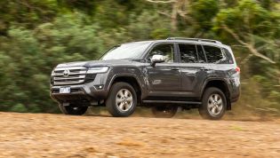 2022 Toyota LandCruiser 300 Series Sahara review