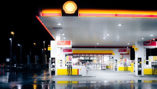 Australian petrol getting cleaner from 2024, legislation brought forward