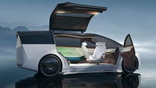 GAC reveals hydrogen-powered people mover concept