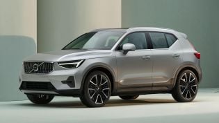 2023 Volvo XC40 price and specs