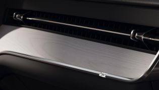 2023 Volvo EX90 interior teased