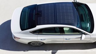 Genesis G80 EV's solar-panel roof adds 1100km range per year, brand claims
