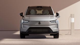 Volvo EV people mover, four-seat EX90 launching in 2023 - report