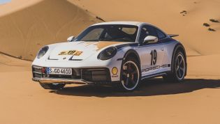 Porsche reveals '70s rally inspired wraps for 911 Dakar