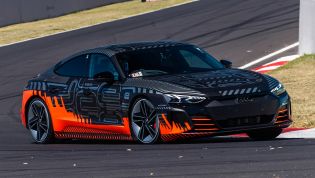 Audi RS e-tron GT EV sets Bathurst lap record