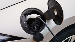 Public EV charging etiquette: How to be a good citizen