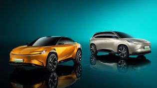 Toyota previews electric people mover, SUV coupe for China