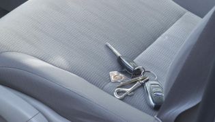 Is it illegal to leave my keys in the car?