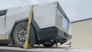 How the wedgy Tesla Cybertruck looks after a rollover