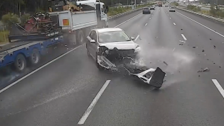 Brake check leads to multi-vehicle pileup for tailgating P-plater