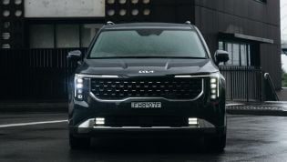2026 Kia Carnival price and specs