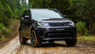 2025 Land Rover Discovery off-road review