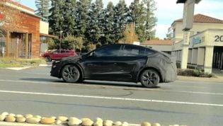 2025 Tesla Model Y: ‘Juniper’ facelift spotted again as unveiling nears