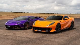 Lamborghini Aventador Ultimae vs Ferrari 812 Competizione drag race