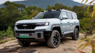 2025 BYD Denza B8 review: Quick drive