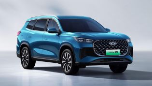2025 Chery Tiggo 8 Super Hybrid PHEV offers seven seats and 1200km range