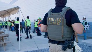 Hyundai factory raided by US federal agents