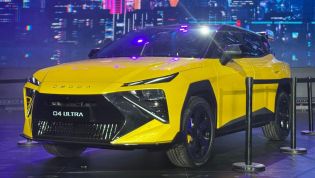 Omoda O4 Ultra is a hot hybrid statement from Wuhu