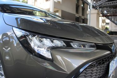2020 Toyota Corolla SX Hybrid hatch