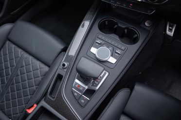 2020 Audi S4 performance
