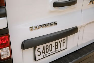2021 Mitsubishi Express SWB