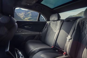 Bentley Flying Spur Hybrid coming in 2022