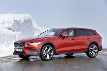 Volvo V60 Cross Country due second half of 2021