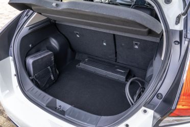 2021 MG ZS EV v Nissan Leaf 40kWh comparison
