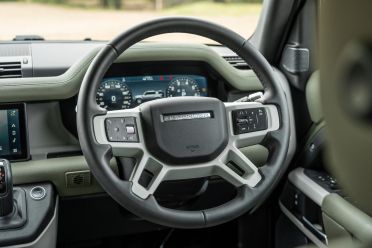 2021 Land Rover Defender 110 P400 SE