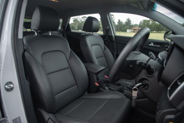 2021 MG HS Excite v Hyundai Tucson Active X  comparison
