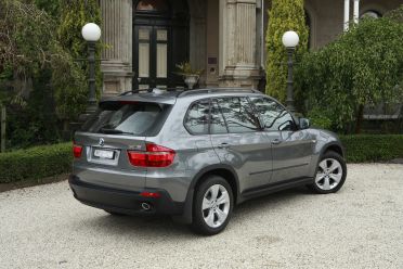 2007-10 BMW X5 and X6 recalled