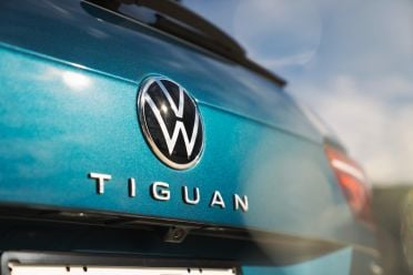 2021 Ford Escape Vignale v Volkswagen Tiguan 162TSI R-Line comparison