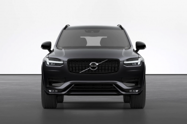 2022 Volvo XC90 price and specs