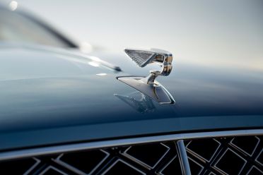 2022 Bentley Flying Spur Mulliner prices