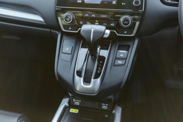 2022 Hyundai Tucson Highlander 1.6T v Honda CR-V VTi-LX comparison